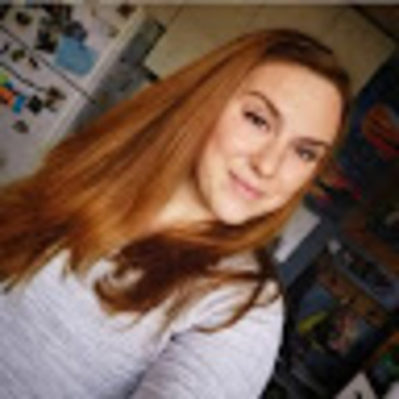 Meet your Posher, Melissa - Picture 1 of 1